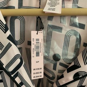 Victoria’s Secret Sleep Top